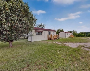 1661 E 2nd Street - Photo Thumbnail 2