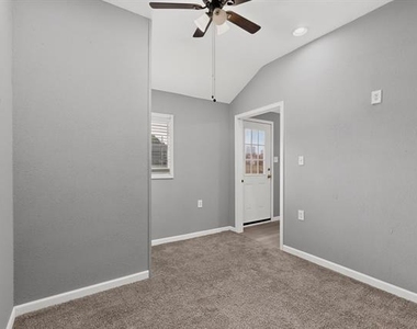 1661 E 2nd Street - Photo Thumbnail 25