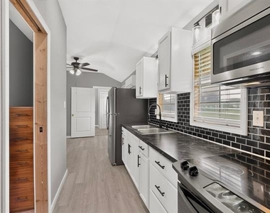 1661 E 2nd Street - Photo Thumbnail 13