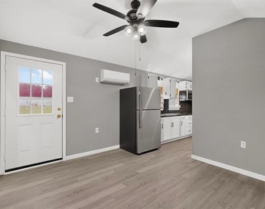 1661 E 2nd Street - Photo Thumbnail 19