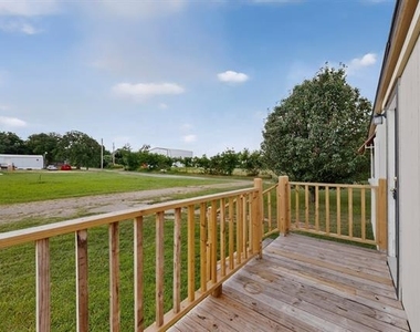 1661 E 2nd Street - Photo Thumbnail 9