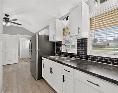 1661 E 2nd Street - Photo Thumbnail 14