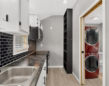 1661 E 2nd Street - Photo Thumbnail 15