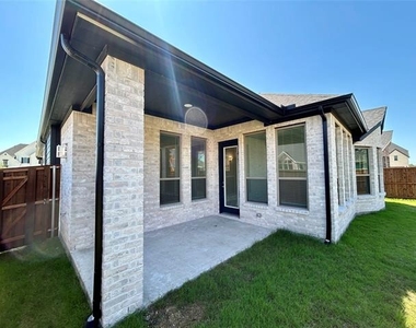 614 Morning Light Lane - Photo Thumbnail 25