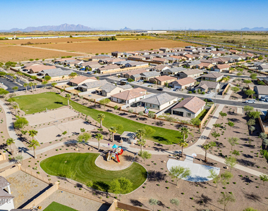 2025 E Velvet Place - Photo Thumbnail 14