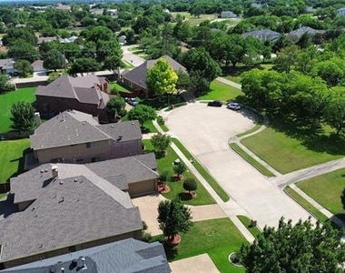 6814 Indian Meadow Court - Photo Thumbnail 23