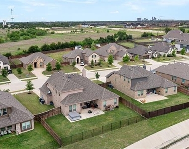 806 Summer Grove Drive - Photo Thumbnail 38