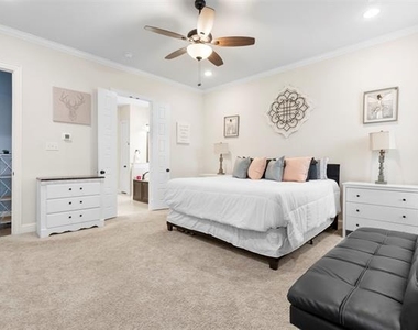 806 Summer Grove Drive - Photo Thumbnail 19