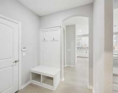 3409 Etta Terrace - Photo Thumbnail 29