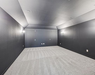 3409 Etta Terrace - Photo Thumbnail 26