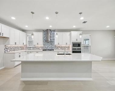 3409 Etta Terrace - Photo Thumbnail 3