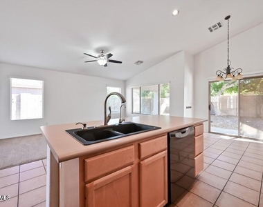6893 W Firebird Drive - Photo Thumbnail 9