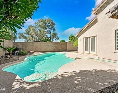 6893 W Firebird Drive - Photo Thumbnail 31