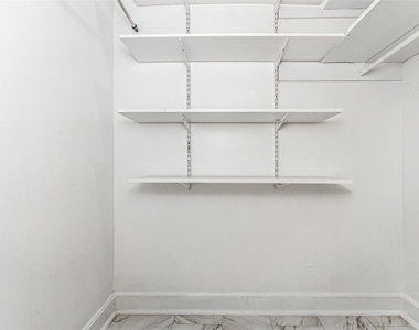 5925 Worth Street - Photo Thumbnail 10