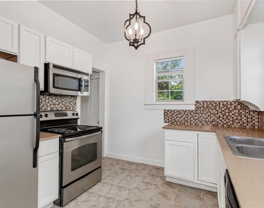 5925 Worth Street - Photo Thumbnail 14