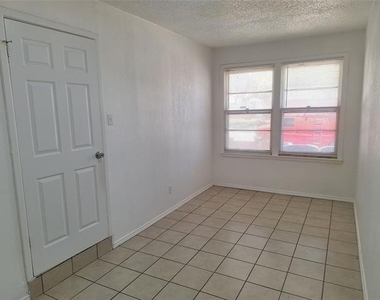 5912 Maceo Lane - Photo Thumbnail 17