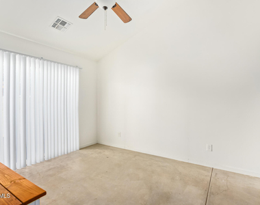 505 N 16th Avenue - Photo Thumbnail 6