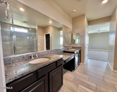 25236 N 106th Drive - Photo Thumbnail 16