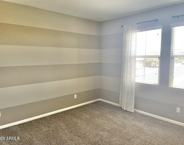 25236 N 106th Drive - Photo Thumbnail 24