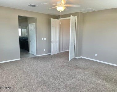 25236 N 106th Drive - Photo Thumbnail 14