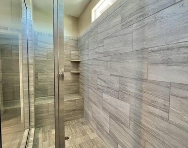 25236 N 106th Drive - Photo Thumbnail 17