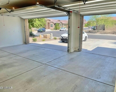 25236 N 106th Drive - Photo Thumbnail 36
