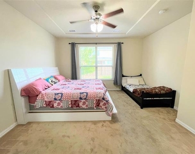 11513 Morrow Lane - Photo Thumbnail 13