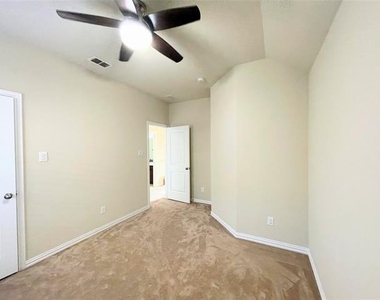11513 Morrow Lane - Photo Thumbnail 24