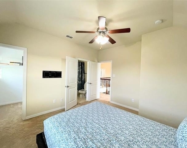 11513 Morrow Lane - Photo Thumbnail 27
