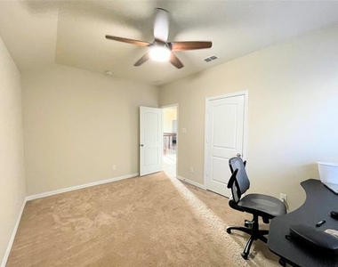 11513 Morrow Lane - Photo Thumbnail 22