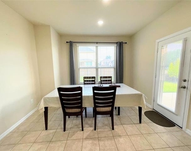 11513 Morrow Lane - Photo Thumbnail 11