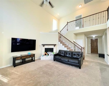 11513 Morrow Lane - Photo Thumbnail 9