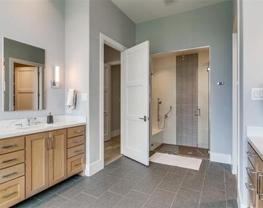 2218 Castilian Path - Photo Thumbnail 22