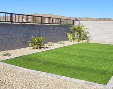 13573 W Shifting Sands Drive - Photo Thumbnail 3