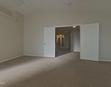 1447 S 231st Lane - Photo Thumbnail 4