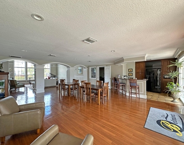 152 Sw Peacock Boulevard - Photo Thumbnail 24