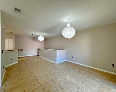 152 Sw Peacock Boulevard - Photo Thumbnail 3