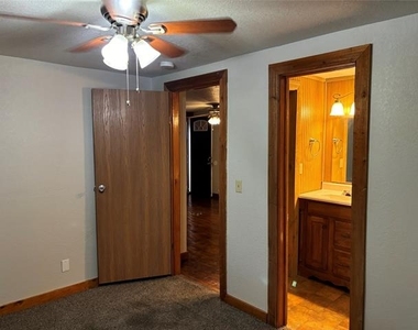 1705 Chris Craft Drive - Photo Thumbnail 5