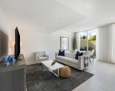 401 N Birch Road - Photo Thumbnail 12