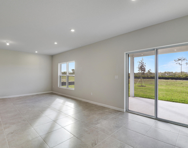 15404 Sw American Street - Photo Thumbnail 13