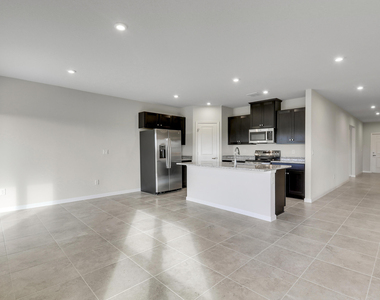 15404 Sw American Street - Photo Thumbnail 10