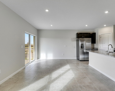 15404 Sw American Street - Photo Thumbnail 9