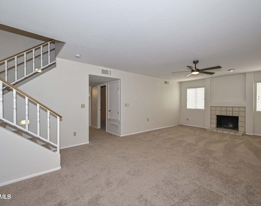7629 W Kristal Way - Photo Thumbnail 4
