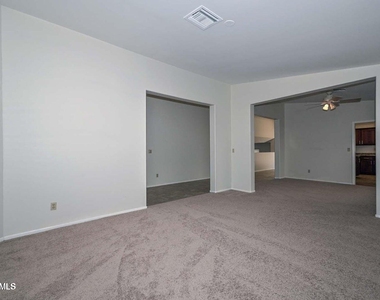 7629 W Kristal Way - Photo Thumbnail 9