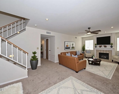7629 W Kristal Way - Photo Thumbnail 3