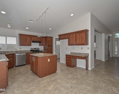 7629 W Kristal Way - Photo Thumbnail 1