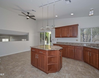 7629 W Kristal Way - Photo Thumbnail 2