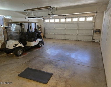 10007 W Clair Drive - Photo Thumbnail 17