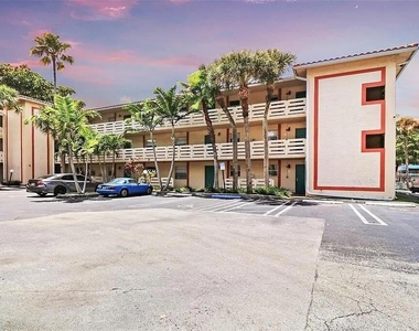3246 Nw 102nd Terrace - Photo Thumbnail 11