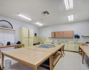 3590 Via Poinciana - Photo Thumbnail 56